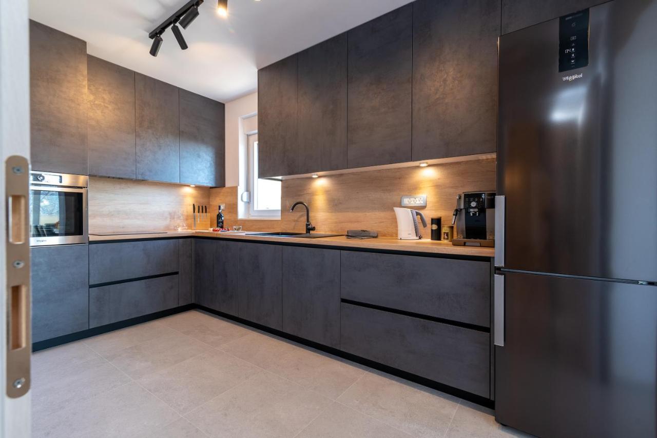 Olea Apartments 特罗吉尔 外观 照片