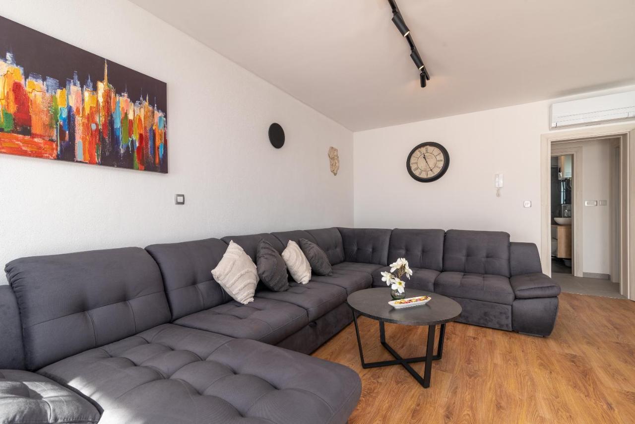 Olea Apartments 特罗吉尔 外观 照片